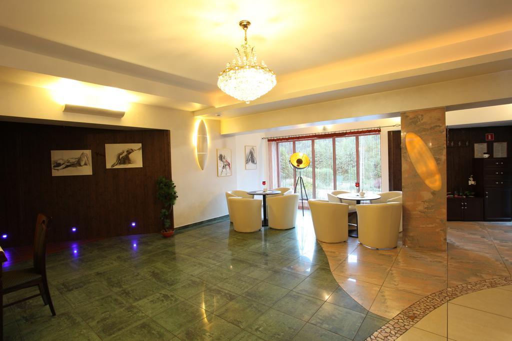 Hotel Arka Spa 비스와 외부 사진